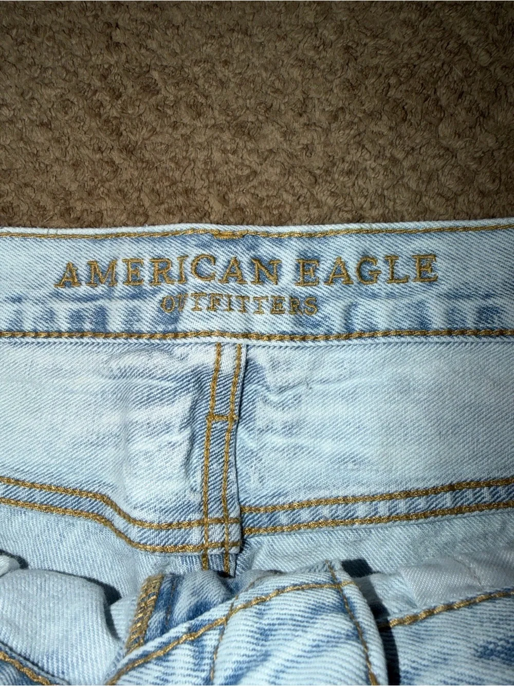 American Eagle Outfitters Light Wash Distressed Denim Men’s Jorts